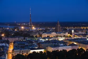 Икономиката на Латвия се свива с 18% - най-много в ЕС