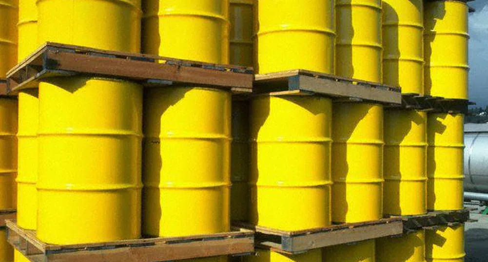 Петролът отстъпи от седеммесечния си връх на 70 долара