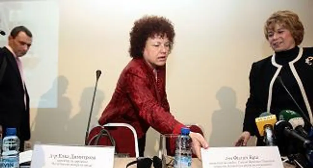 Безработните у нас - над 7% през април