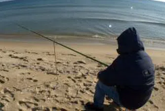 Земеделският министър лобира за отмяна на акцизите върху горивото за рибарите