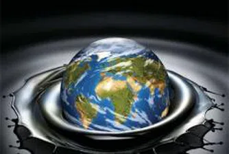 Цената на петрола пада до 120 долара до барел