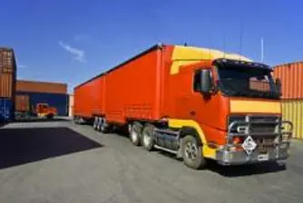 Продажбите на камиони в Европа с 35% спад за януари
