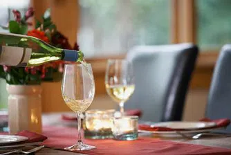 Хапването и пийването остават популярни през кризата