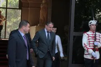 Станишев и Първанов запяха в един глас