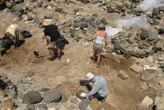 Откриха селище от каменно-медната епоха край Момчилград