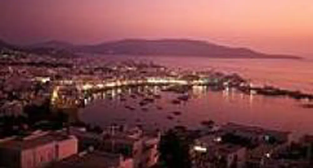 Гърция приватизира пристанищата в Пирея и Солун въпреки протестите