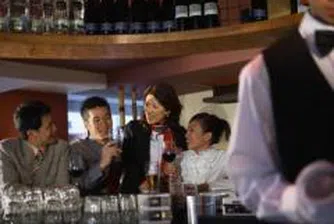 Великобритания разтревожена: Губи кръчмите си