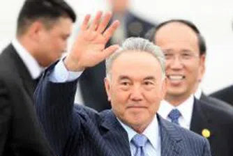 Назарбаев заяви, че няма да национализира компаниите от петролния сектор