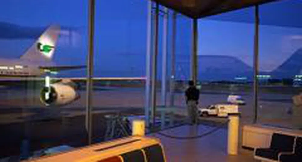 Новия терминал на лондонското летище Хийтроу не е подобрило тежката ситуация