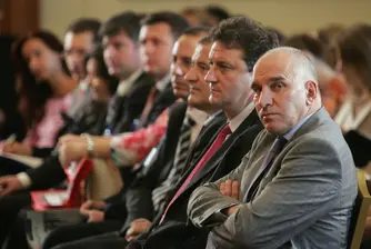 УниКредит: Най-лошото за българската икономика предстои