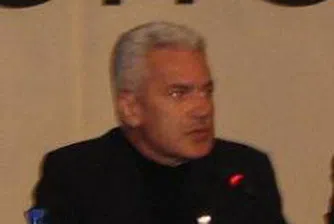 Сидеров: На мястото на наставника идва телохранителят