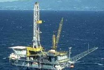 Петролът удари 112 долара за барел