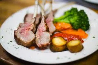 Фермерите в Гърция прекратиха протестите срещу ниските пазарни цени на агнешкото