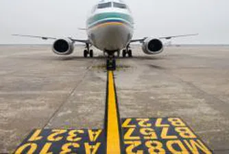 Летищата в страната функционират нормално в зимни условия