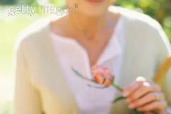 Посрещнахме еврокомисаря по регионалната политика с песни и рози