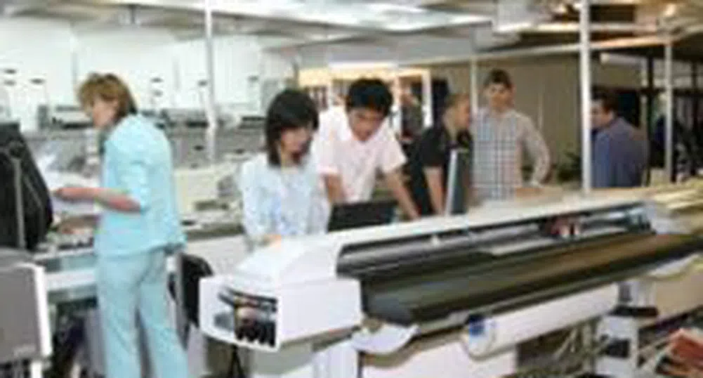 Печатарската индустрия изпревари туризма