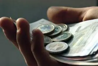 Румънските пенсионни фондове с едва 1.2% в акции