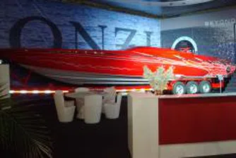 Кораб носи яхти за 29 млн. лв.