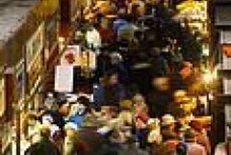 Петролът с нов рекорд над 82 долара за барел