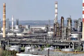 Лукойл иска разледване от КЗК