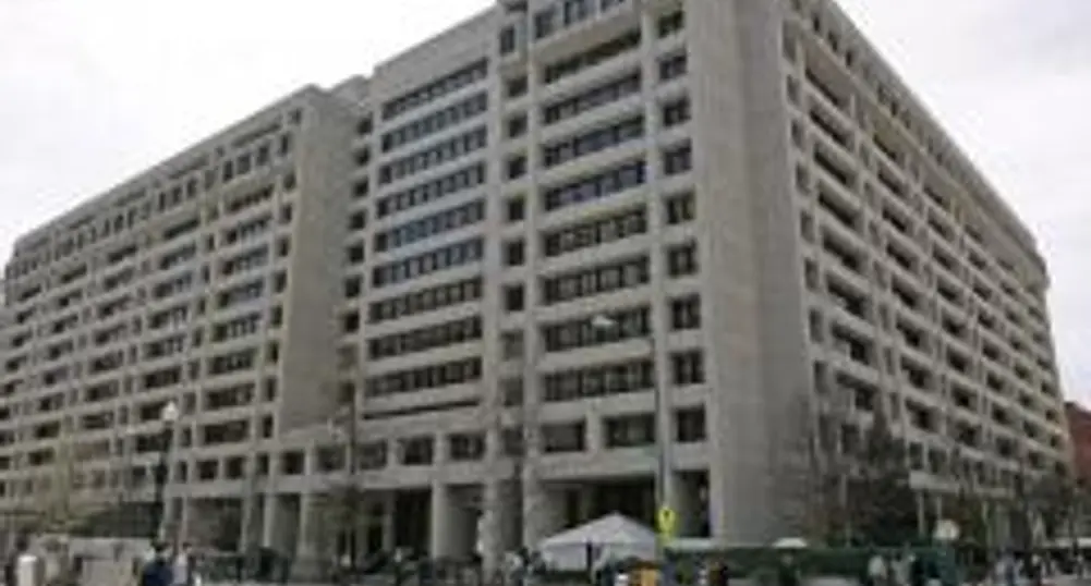 МВФ отпуска 2.1 млрд. долара заем на Исландия
