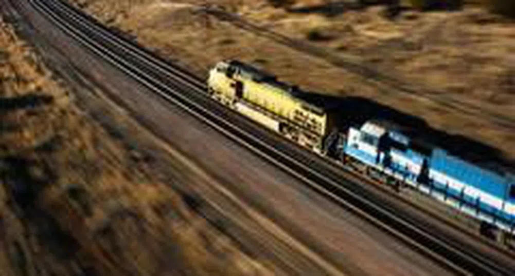 Влаковете ще се движат със 130 километра в час между Карнобат и Синдел