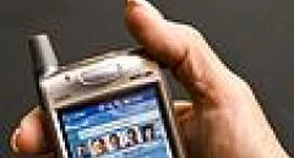 Microsoft с печалба над очакванията, акциите скачат с 11%