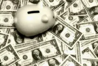 Търговският излишък на Китай с първото си от година насам понижение