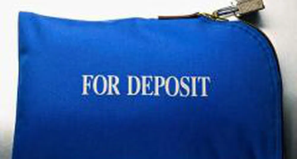 Само 3.6% от финансовото богатство на българите е в акции