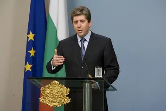 Първанов: АЕЦ Белене не трябва да се замразява
