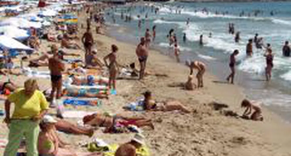 40 лева за нощувка и закуска в Албена