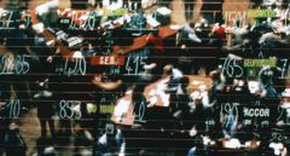 Брокери: Вяла търговия и консолидирани отчети