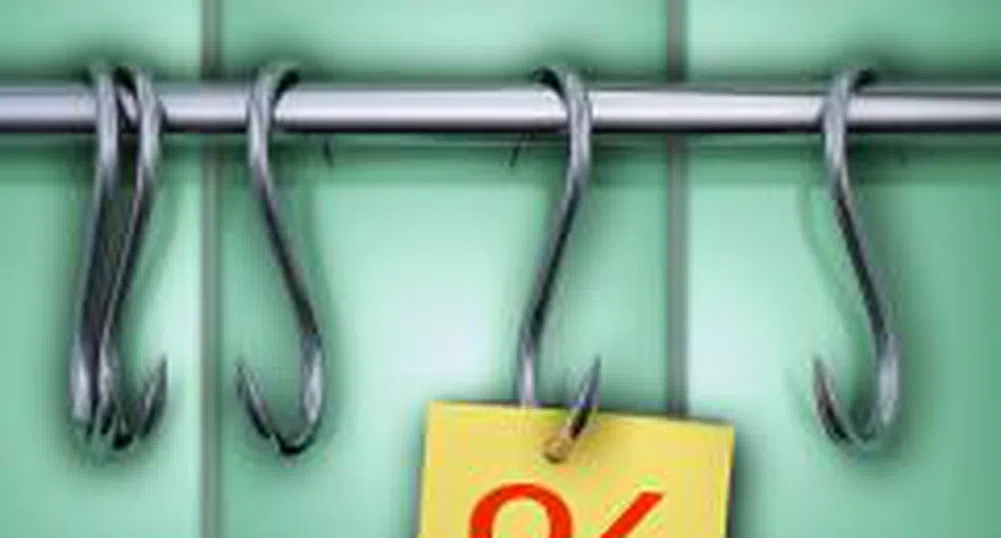 МВФ прогнозира забавяне на ръста на Гърция до 3.7%