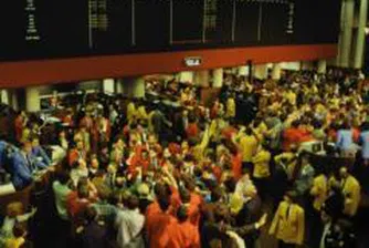 Лондонската фондова борса и Borsa Italiana с 13% повече сделки дневно през май