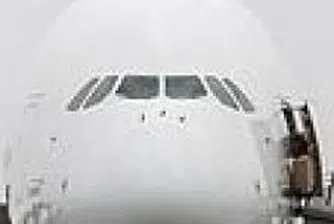 Boeing представи официално новия си модел 787 Дриймлайнър