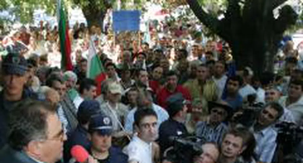 Фермерите отказаха преговори със земеделския министър