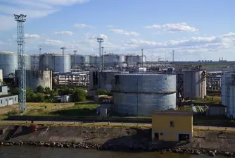 МВФ: Опасност от рецесия в страните износителки на петрол