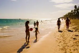 Общо 3.2 млн. чужденци посетиха България за шест месеца