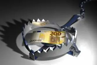 Romanian currency drops to record low against euro