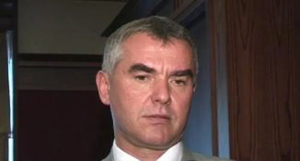 Монбат занижи прогнозата си за 2009 г.