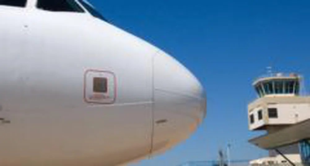 ЕК даде "зелена улица" за ползване на мобилни телефони в самолетите