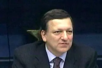 Барозу прави ляв завой на срещата на Г8?