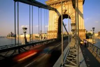 С 25% се намаляват таксите за преминаване на Дунав мост