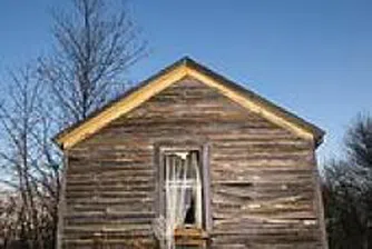 Българите кръщават колибите си "ваканционни къщи" и ги продават на румънците за хиляди евро