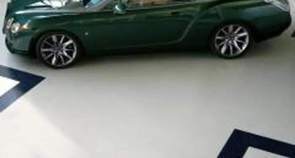 Bentley спира временно производството заради кризата