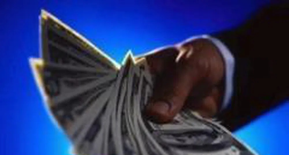 One Romanian, Delinquent on Loans from 14 Banks