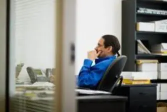 Average Salary in Romanian Banking System at 800 Euros