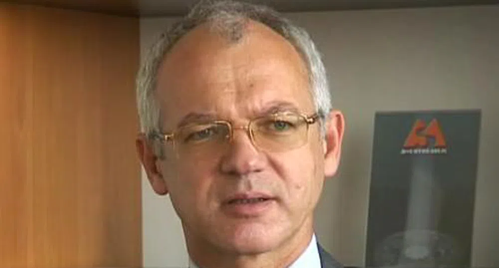 В. Велев: Трябват години за продажби на нива от 2008 г.