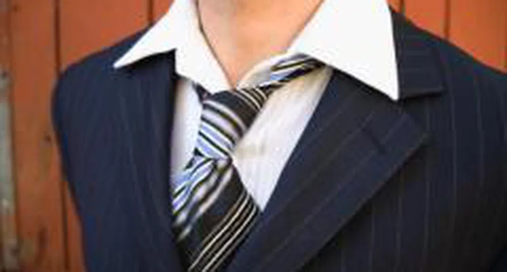 За кризата и вратовръзките