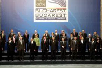 Продължава Срещата на върха на НАТО в Букурещ